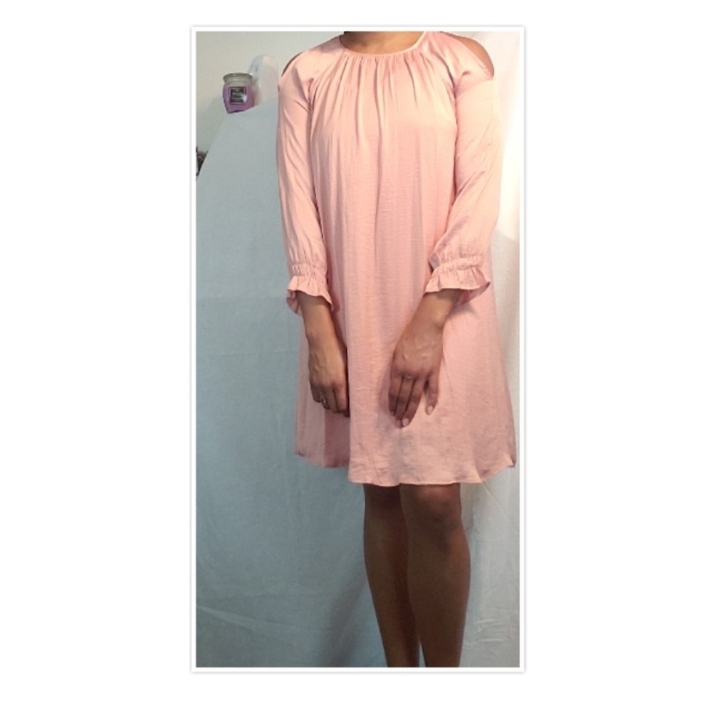 BOGO 2$25|3-$30 Silky/Satin Flowy Cold Shoulder